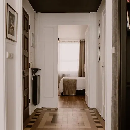 La Loge De *